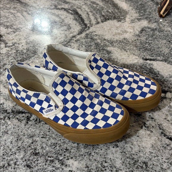 Vans girls size 2 - barely worn - Picture 2 of 5